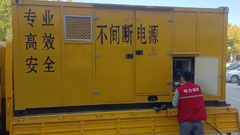 沙市柴油发电机组和UPS电源配合使用时，如何避免切换过程中的电力中断？